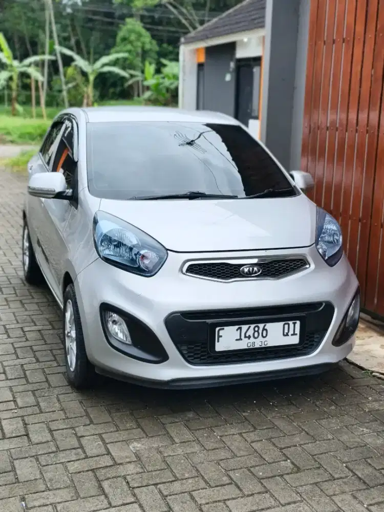 Kia Picanto 1.2 SE 2012 MT