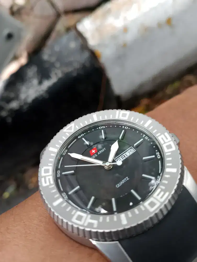 Jam tangan pria