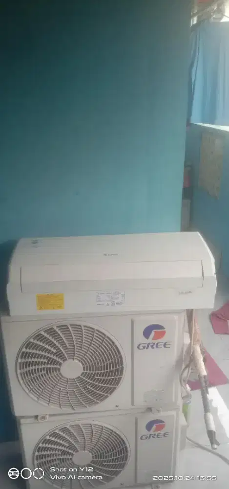 AC gree 1/2pk bekas