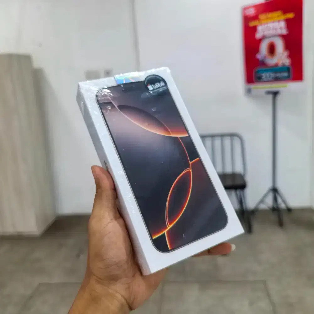 iPhone 16 pro max 256gb kondisi baru warna dessert titanium