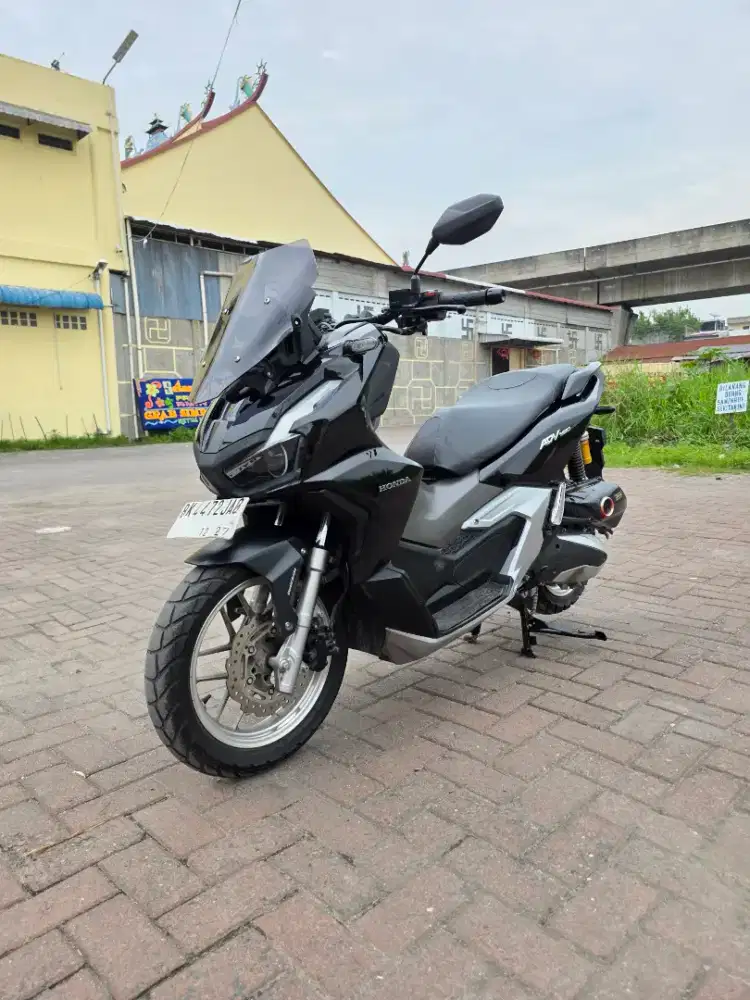 Honda ADV 160 CBS Hitam 2022