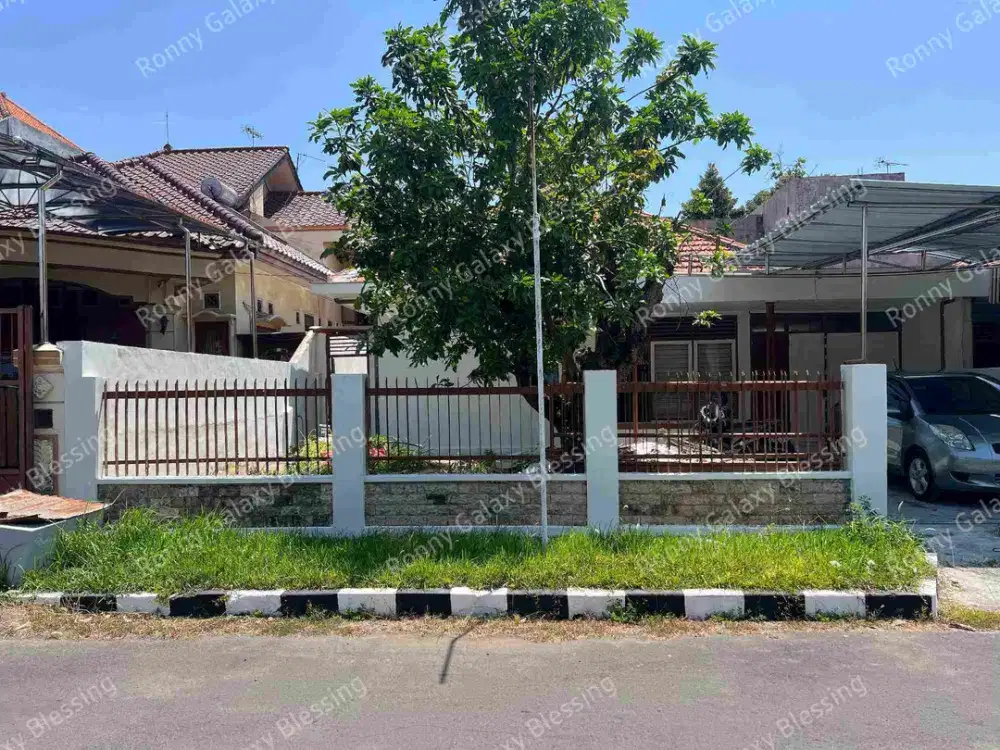 Dijual Rumah Manyar
