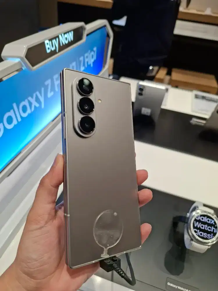 Samsung Galaxy Zfold7 12/256 gb