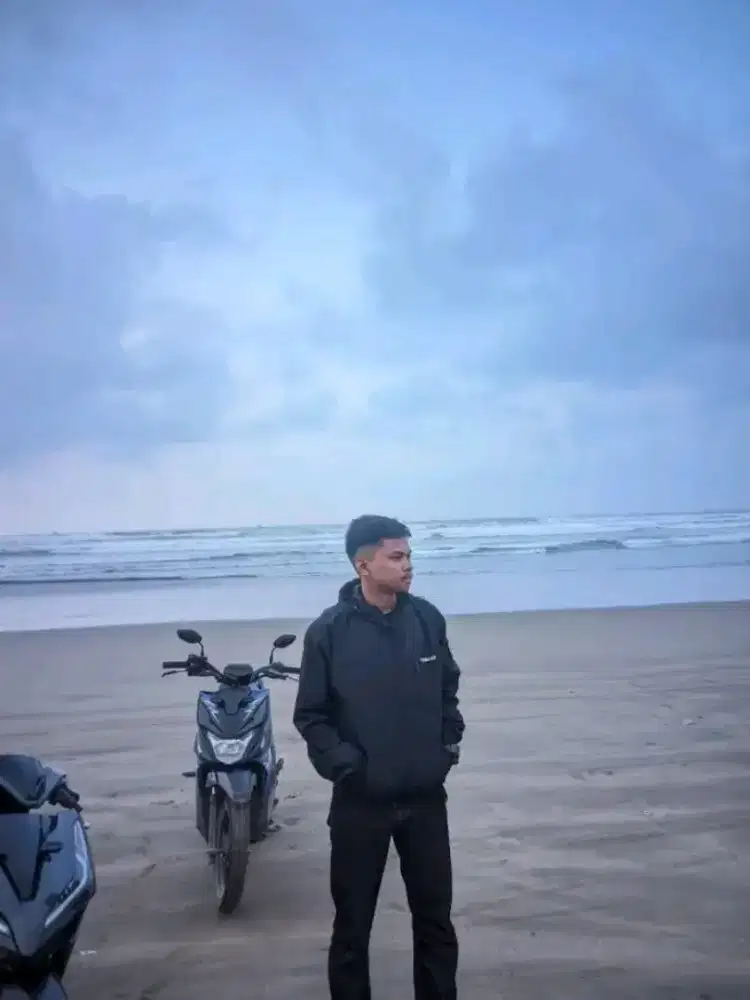 Sedang Mencari Kerja