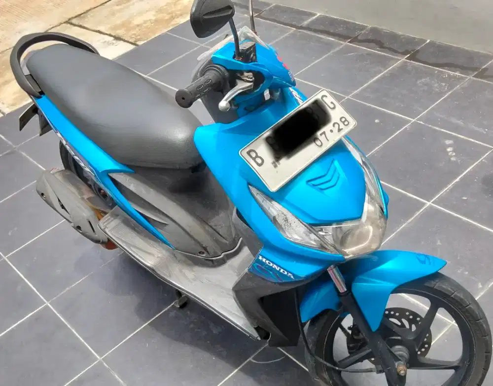 Sepeda Motor Honda Beat tahun 2008