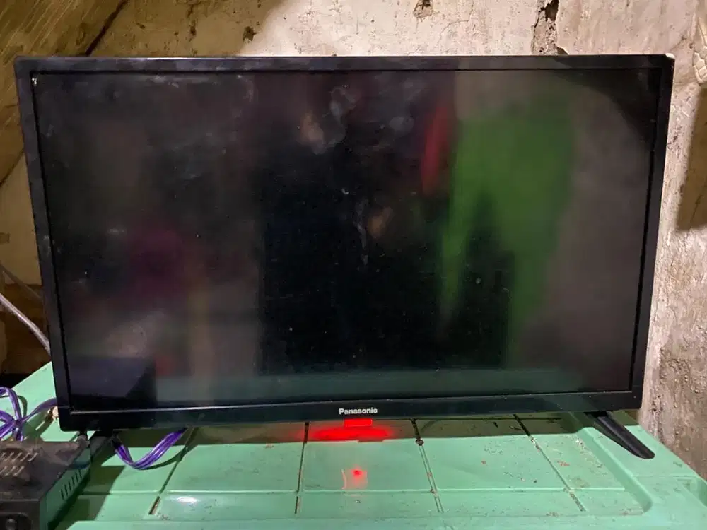 tv led panasonic 24inch