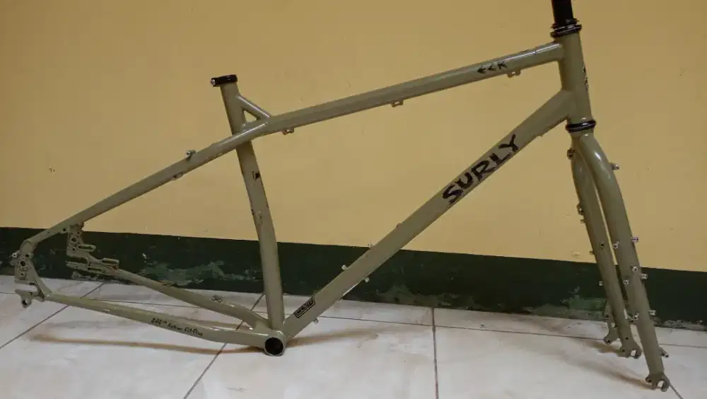 Surly ECR Frameset 27.5” Medium Tank Green – Kondisi Mulus Bekas