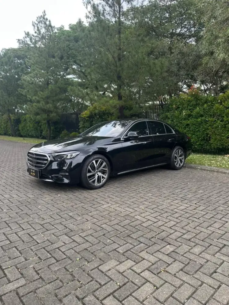 Mercedes Benz E200 Exclusive Line W214 2024