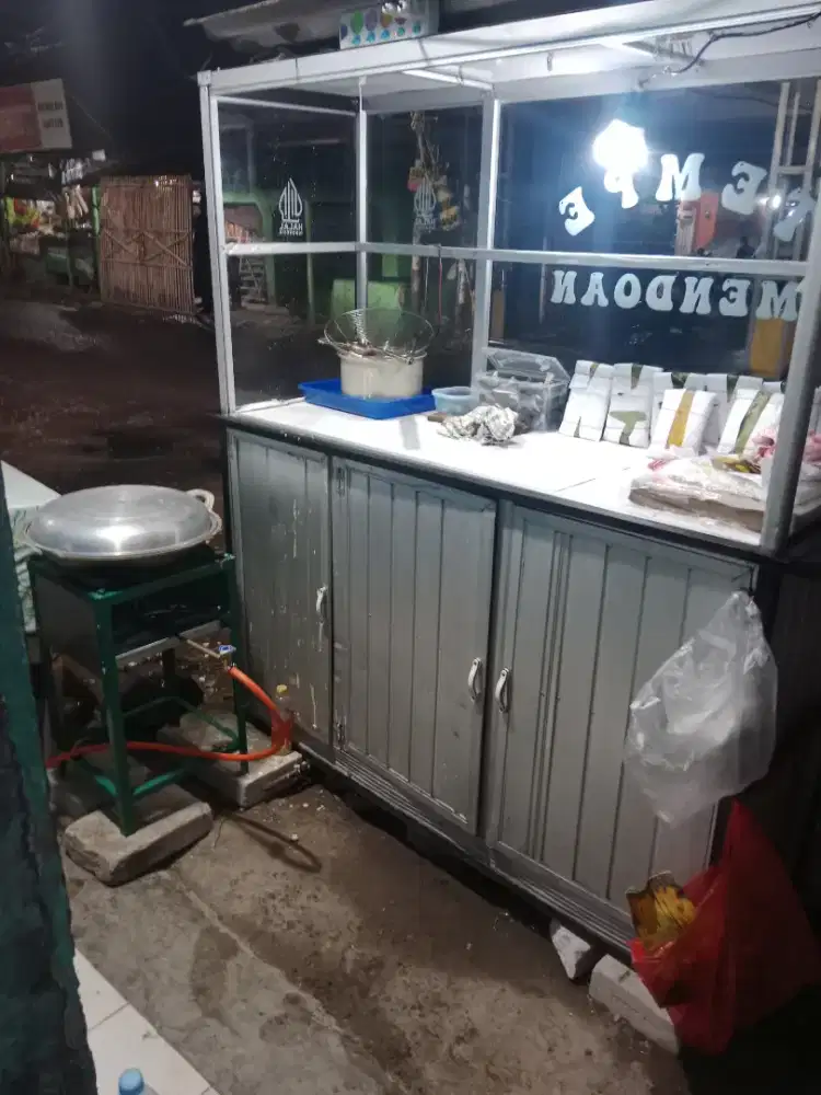Gerobak gorengan