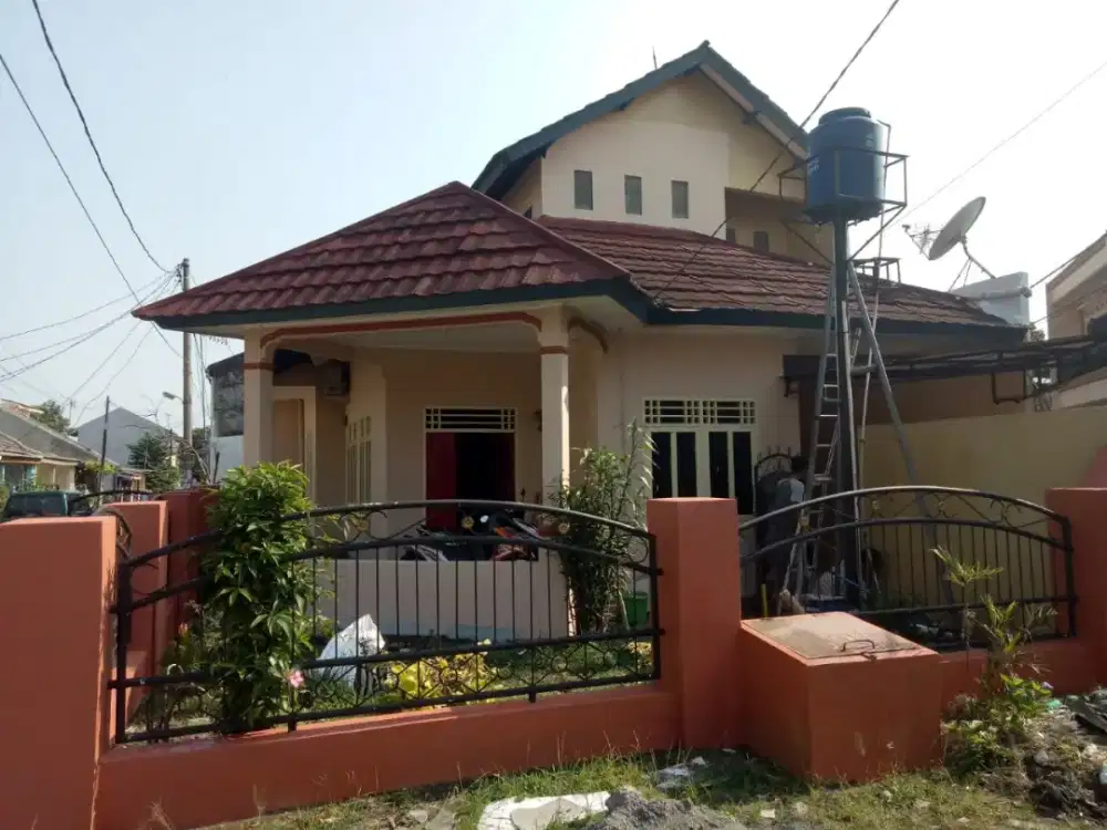 Disewakan rumah disekitar bundaran Villa Ciomas Indah (Tahunan)