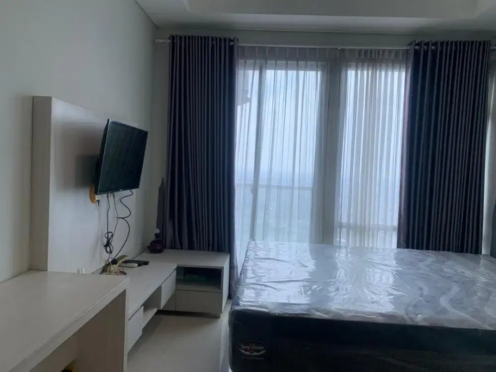 Disewakan Apartemen Puri Mansion Studio 26 m2 Furnish Kondisi BARU Belum Pernah Disewakan Termurah 28 Juta/Tahun Net