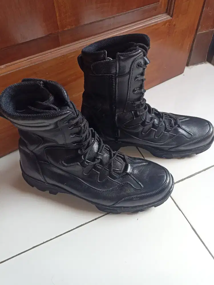 Sepatu PDL satpam