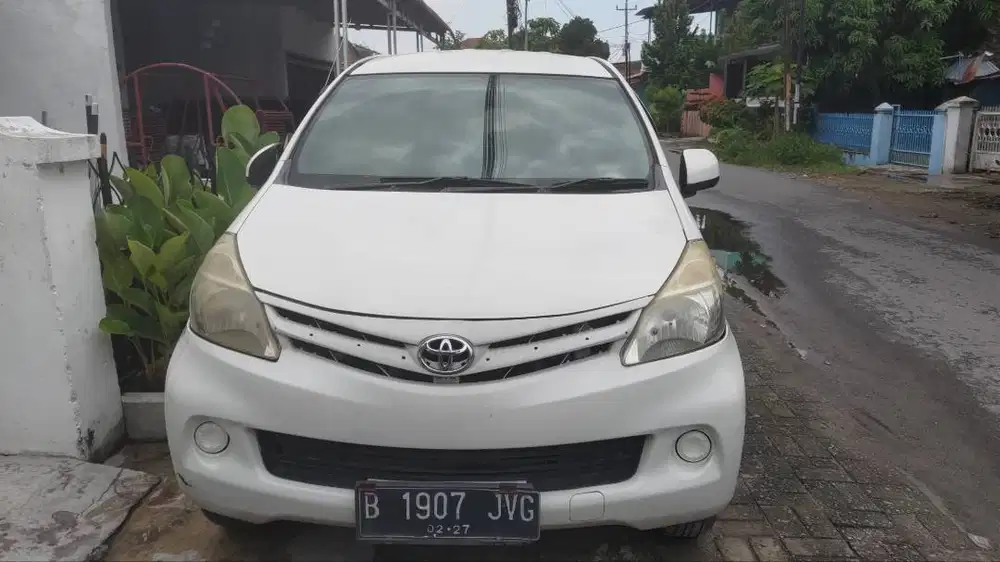 TOYOTA AVANZA 2013 1.3E Bensin-MT