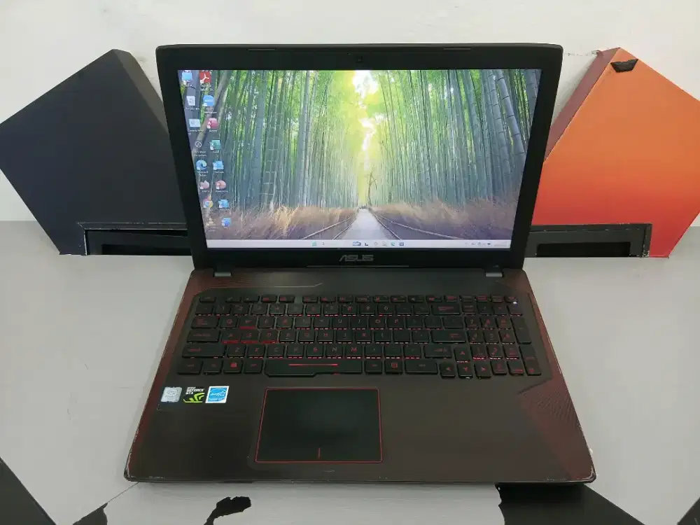 Asus FX553V Core i7 7700HQ Ram 16GB Ssd 512GB Nvidia GTX1050 4GB