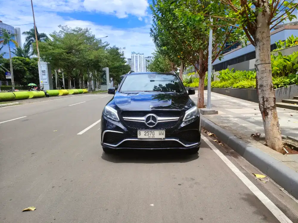 Mercedes Benz GL63 sunroof full spek terawat hitam pjk panjang