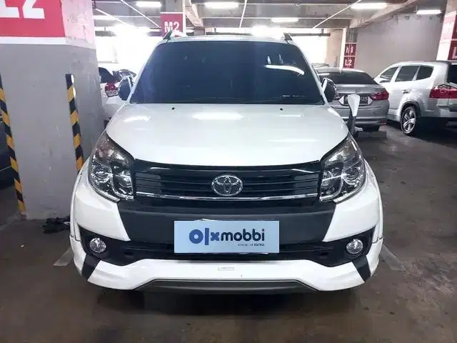 DP Rendah  9JT Toyota Rush 1.5 TRD Sportivo Bensin-MT 2016 Putih