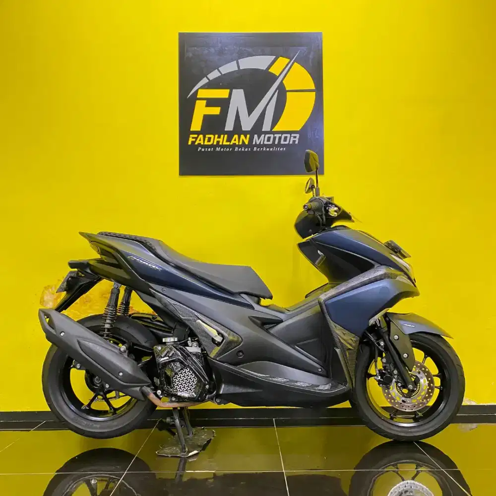 Yamaha Aerox ABS Tahun 2018 biru doff cash kredit DP 500