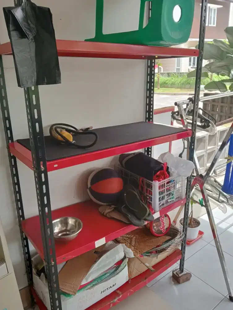 Jual Rak Besi Bekas Layak Pakai