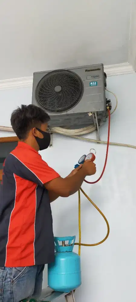Service Ac,Mesin Cuci,Kulkas,Pompa Air dan Bongkar Pasang AC.