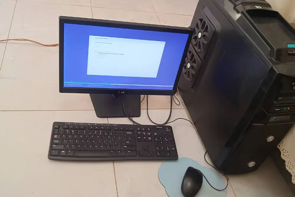 Pc Komputer + Monitor siap pakai