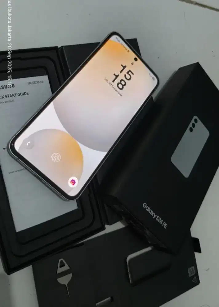 Samsung S24 Fe 8/256 5G.Resmi sein fullset Masih garansi