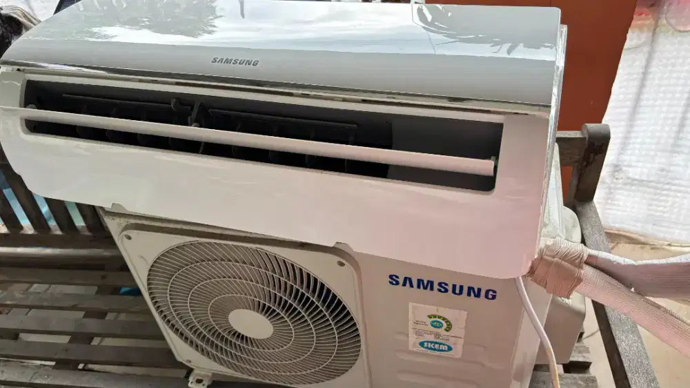 AC Samsung 1PK  jarang pakai msh dingin kyk salju sejuk