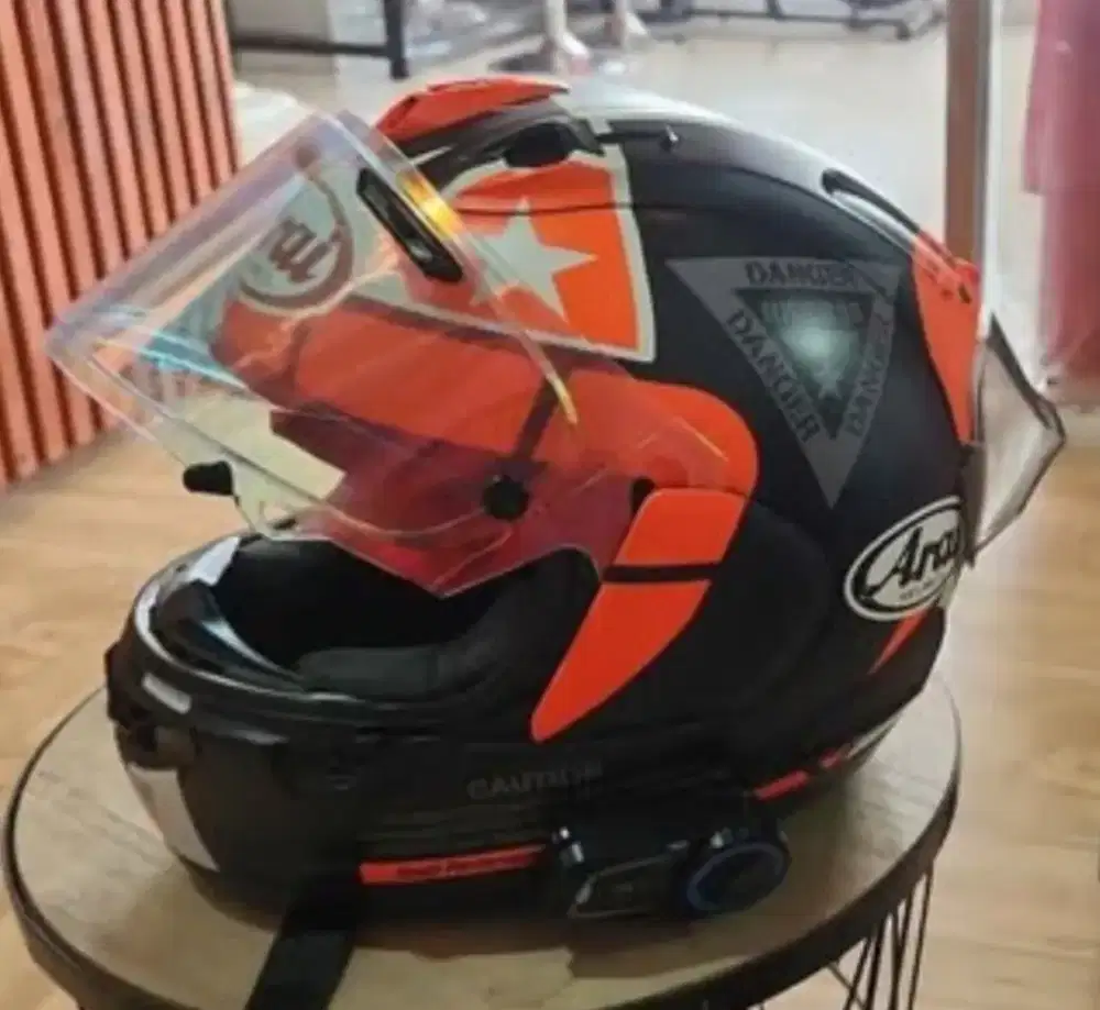 Arai RX-7X Maveric Vinales 25