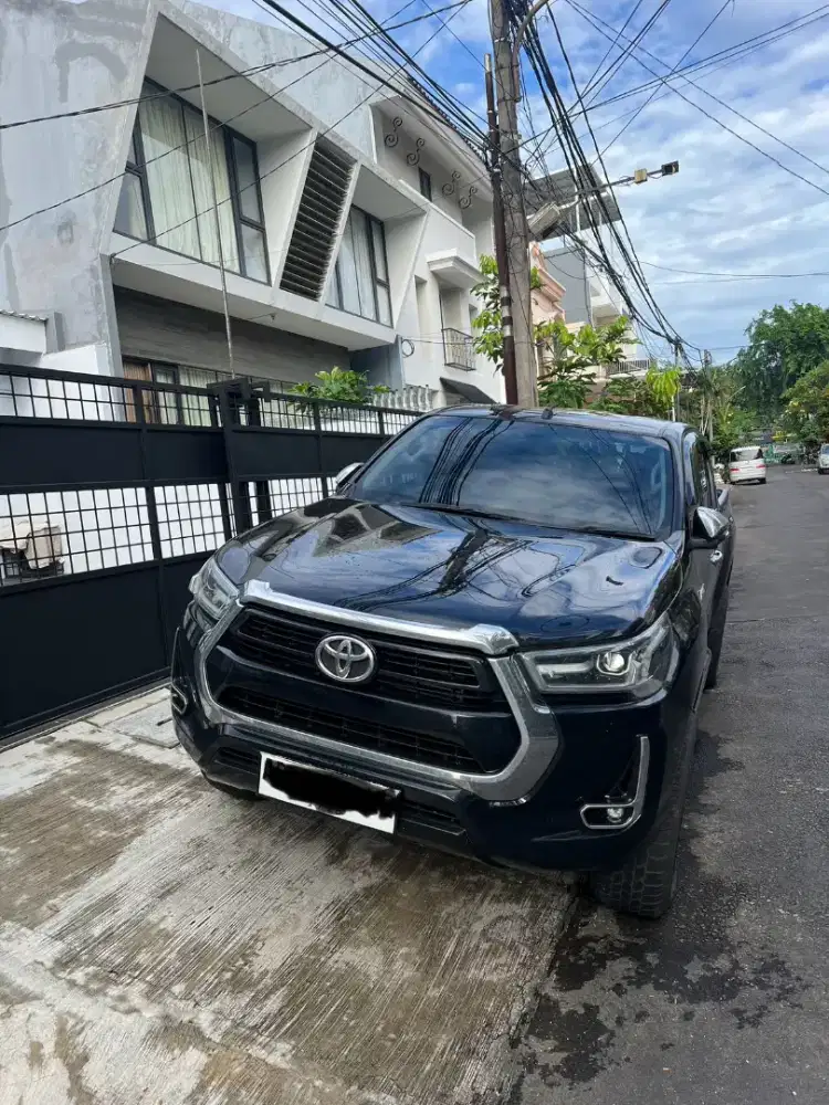 Toyota hilux V 2020 automatic