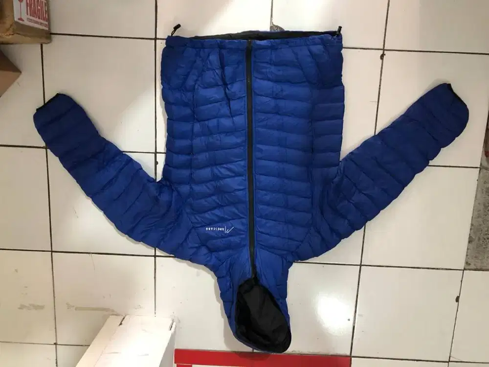 DIJUAL Dacron Jacket - Blue Deet V-Limeted MERK MARKICABS BEKAS