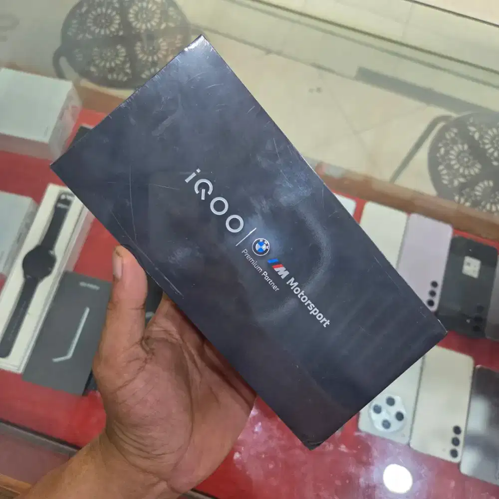IQOO 13 5g 12/256gb New