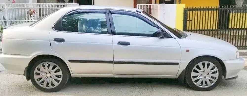 Suzuki Baleno 1997 Bensin