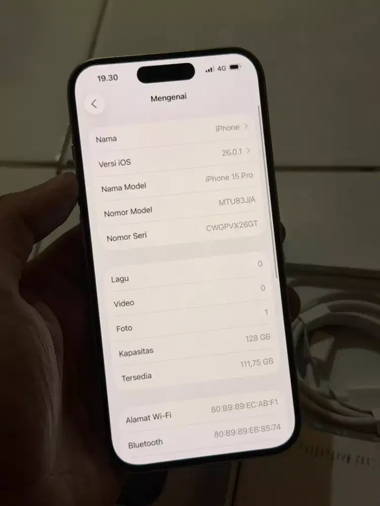 iPhone  15 pro 128 gb inter