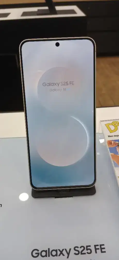 SAMSUNG GALAXY S25 FE