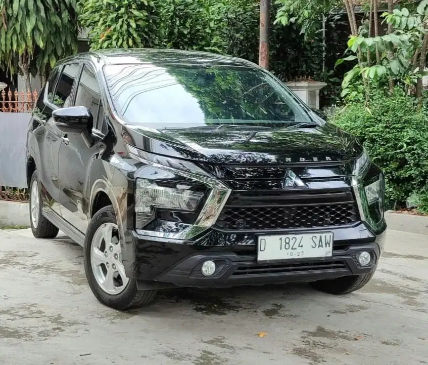 New XPANDER GLS 1.5 AT 2022 LowKM 19rb RECORD MITSUBISHI BANDUNG