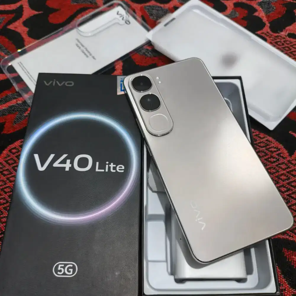 Vivo V40 Lite 5G ram 12/512 mulus like new