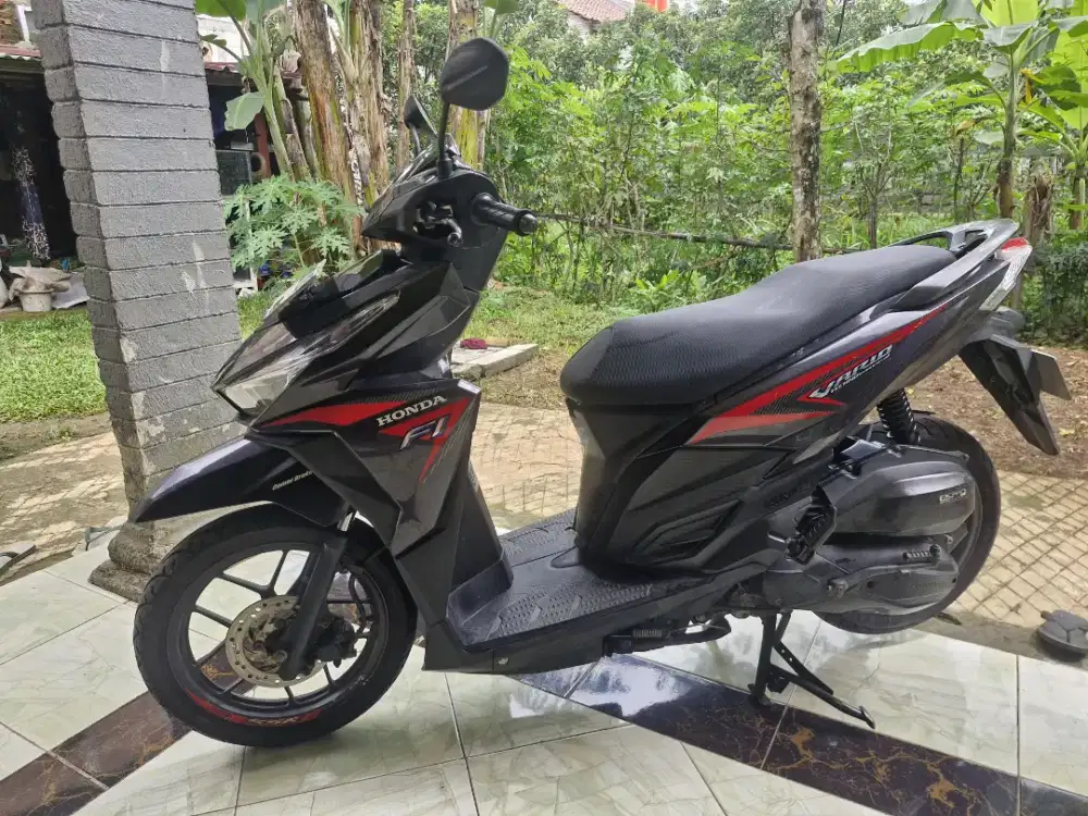 Vario 125 LED old