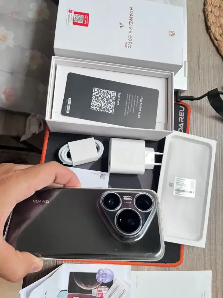 Huawei pura 80 pro 12/512 like new