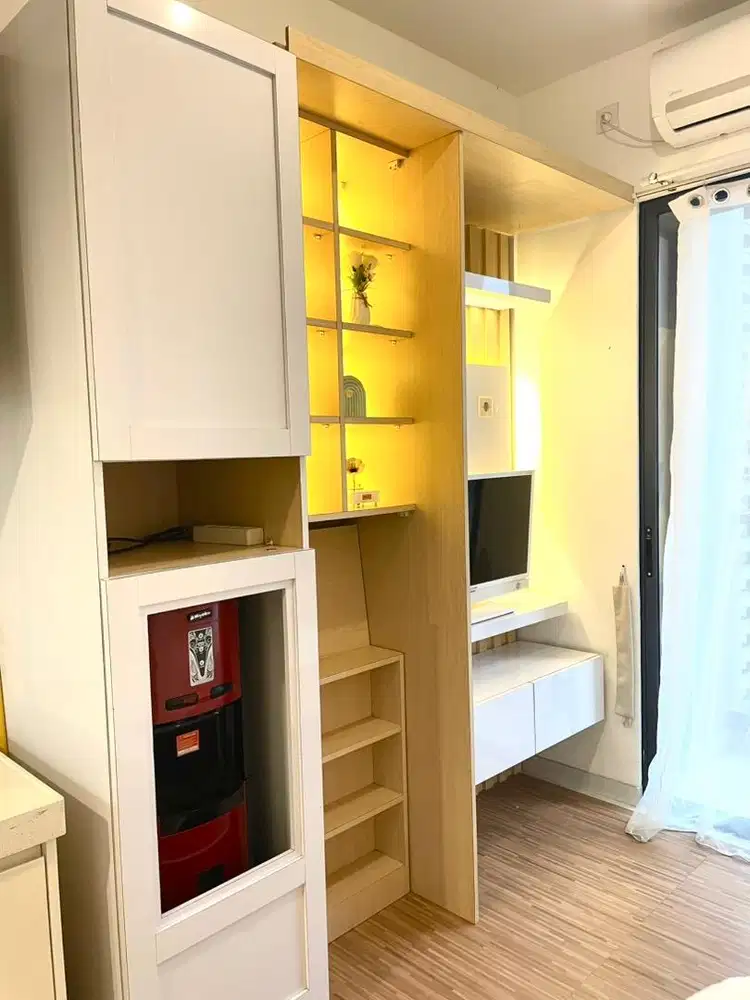 Disewakan Apartment Sky House Tower Leonnie, Jl BSD Raya Utama,Tangsel