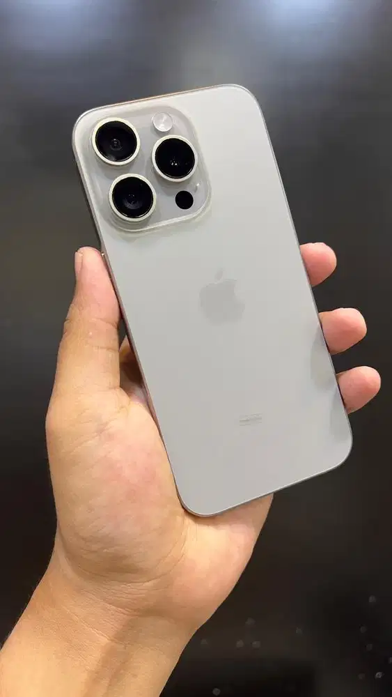 iPhone 15 Pro 256 GB iBox