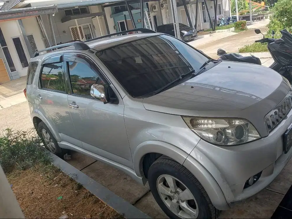 Dijual Toyota Rush Matic 2007