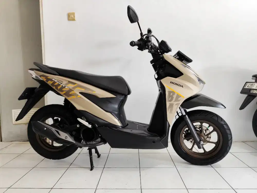 HONDA BEAT STREET 2025 KM 4 RB AN