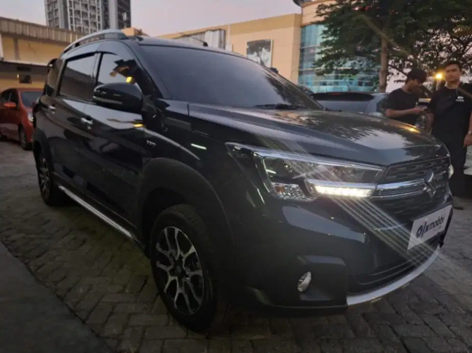 DP MURAH Suzuki XL7 1.5 Beta Bensin-MT 2022 Hitam CRKGB