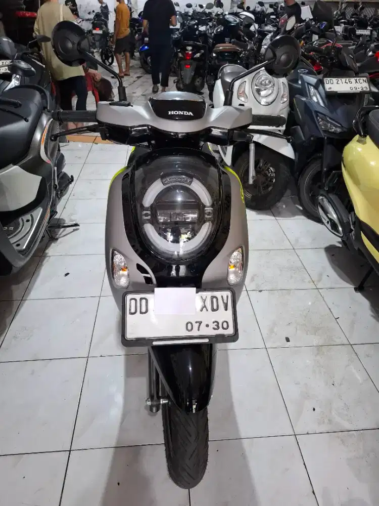 Honda Scoopy new 110cc 2025 hitam silver