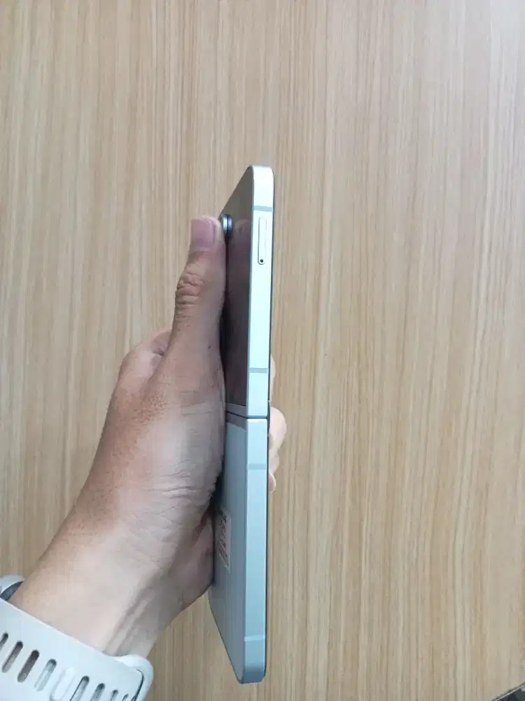 Hp Second Samsung Z Flip 6 12/256 Murah Mulus Bagus Lengkap Resmi