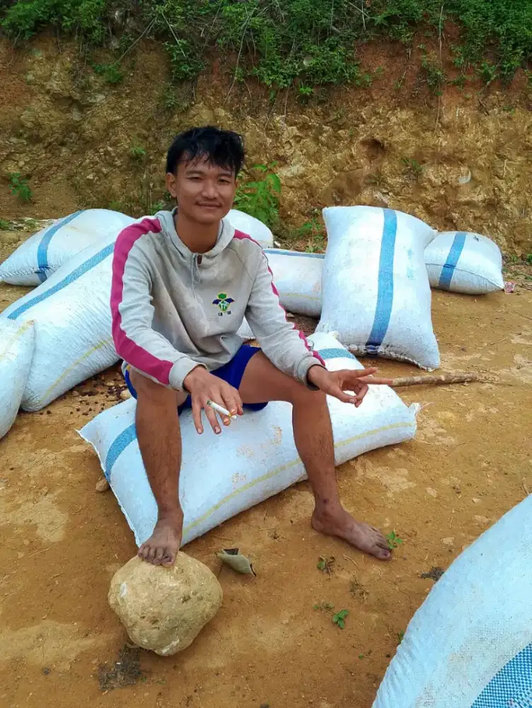 cari pekerjaan besar atau sedikit di syukuri