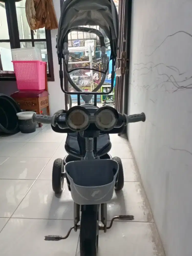 SEPEDA TIGA RODA FAMILY