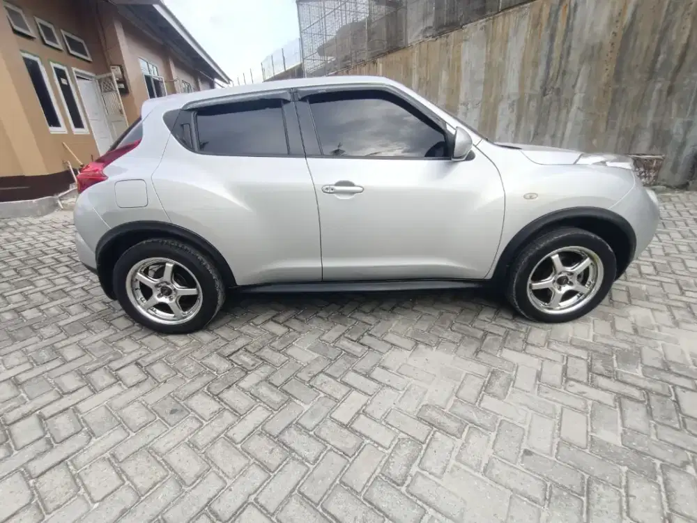 Dijual Cepat Juke RX metik tahun 2011