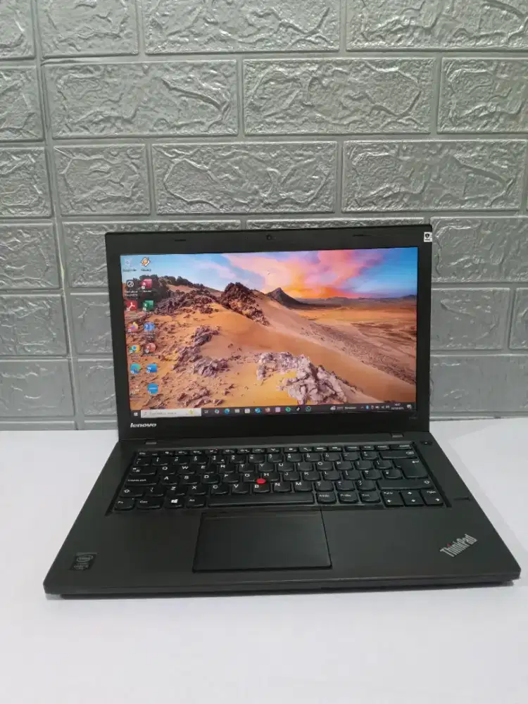 Lenovo Thinkpad T440 Intel core i5 Gen 4 ram 8gb SSD 128gb