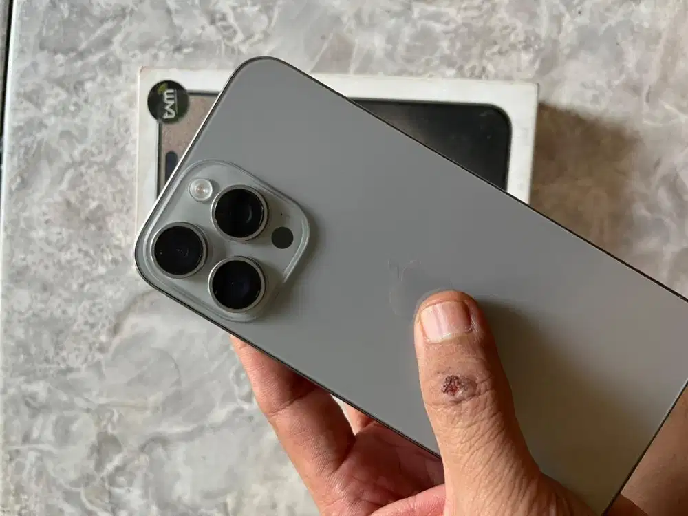 Iphone 15 promax 256gb resmi ibox lengkap