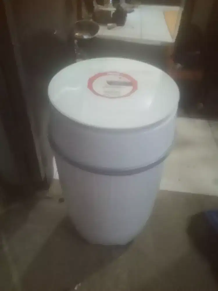 Mesin cuci portable mito 3,5 kg normal siap pakai nego tipis